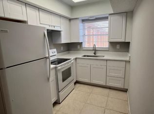 1601 Placida Rd APT 14, Englewood, FL 34223