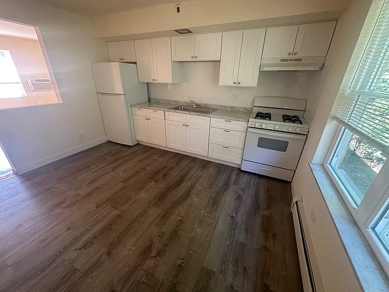 245 W Terra Cotta Ave #8 — Photo 14