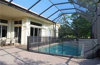 SCREENED POOL