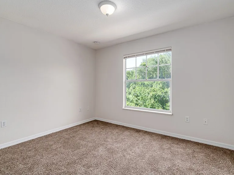 2167 Harrison St — Photo 11