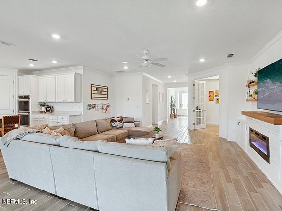 4th image of 314 CLEARVIEW Drive