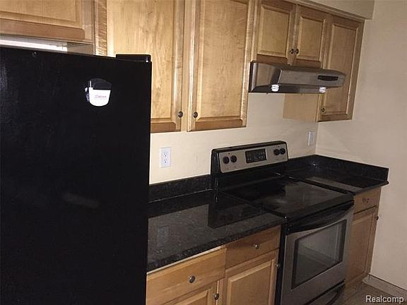 2nd image of 2166 Woodrow Wilson Blvd #1