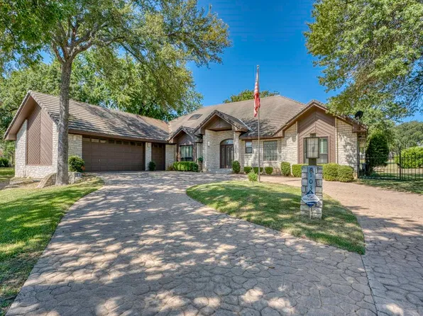 103 Southern Spur, Horseshoe Bay, TX 78657-0000
