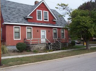 400 W 4th St, Beardstown, IL 62618