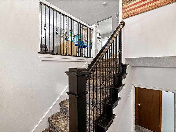 5th image of 4242 E Ovid Ave