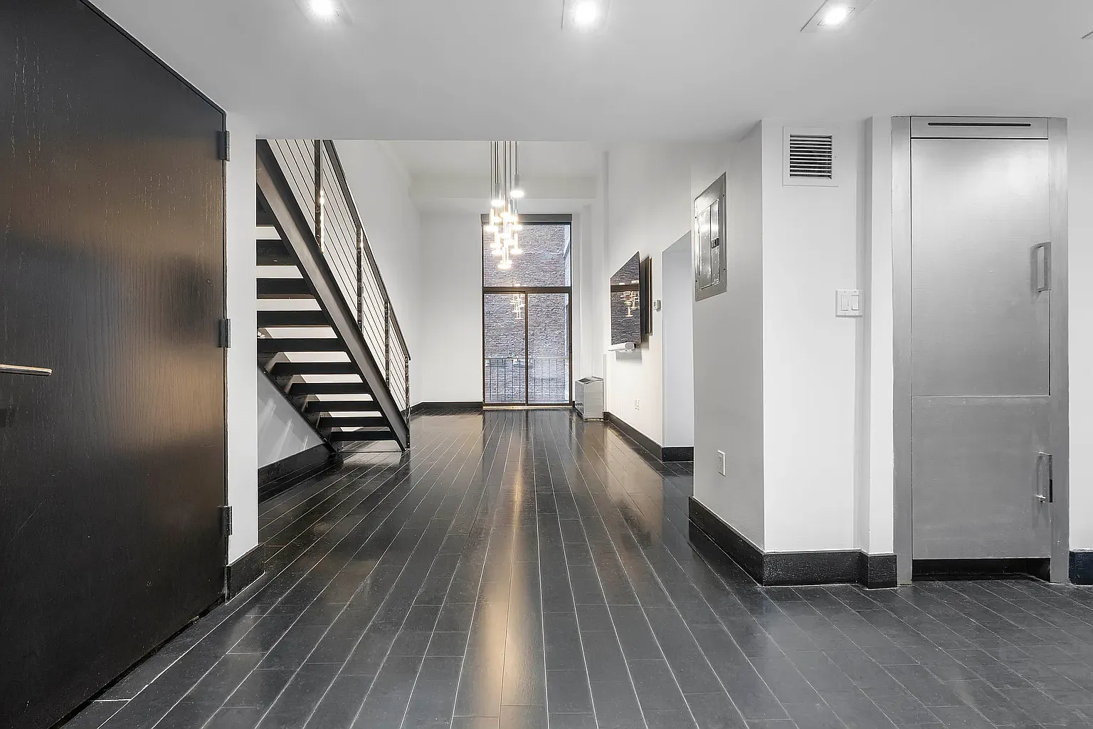 254 Park Avenue South — Photo 3