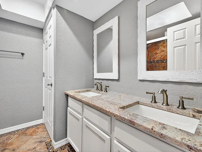 1303 SW 16th Ter #101 — Photo 19