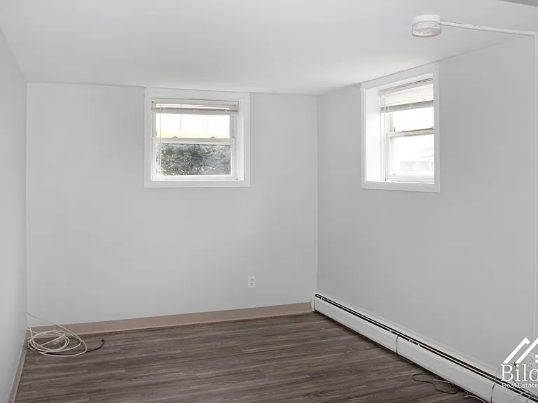 5 Chestnut St — Photo 5