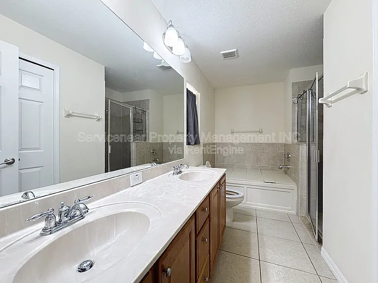 13465 Fladgate Mark Dr — Photo 18