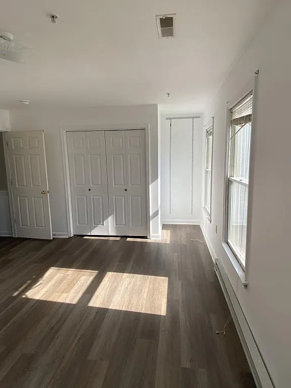 525 Papa Ct — Photo 4