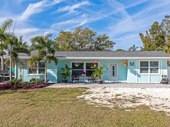 1410 35th St W, Bradenton, FL 34205