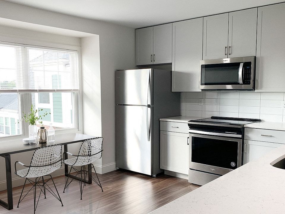Our renovated kitchens offer brand new cabinetry, quartz countertops, and stainless steel appliances
