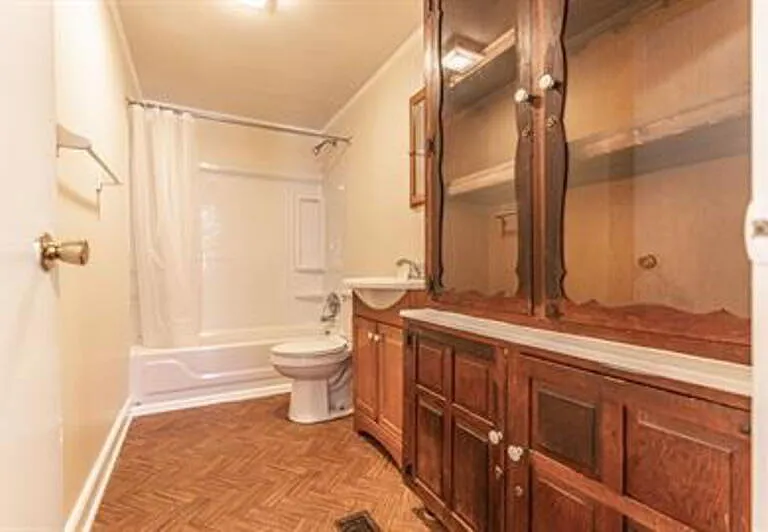 885 S Stephens St — Photo 21
