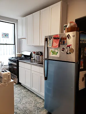 Rented by Signature Property Realty | media 20