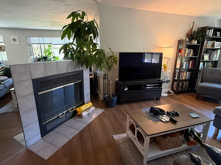 1624 201st Pl SE #6-D — Photo 6