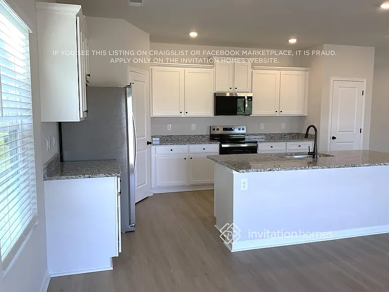 3331 Fox Hall Dr — Photo 6