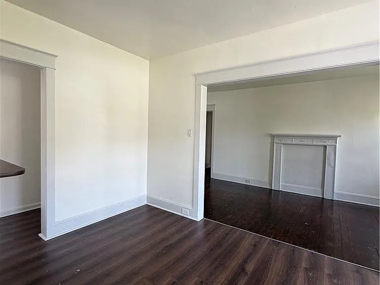 408 W Washington St #2W — Photo 6