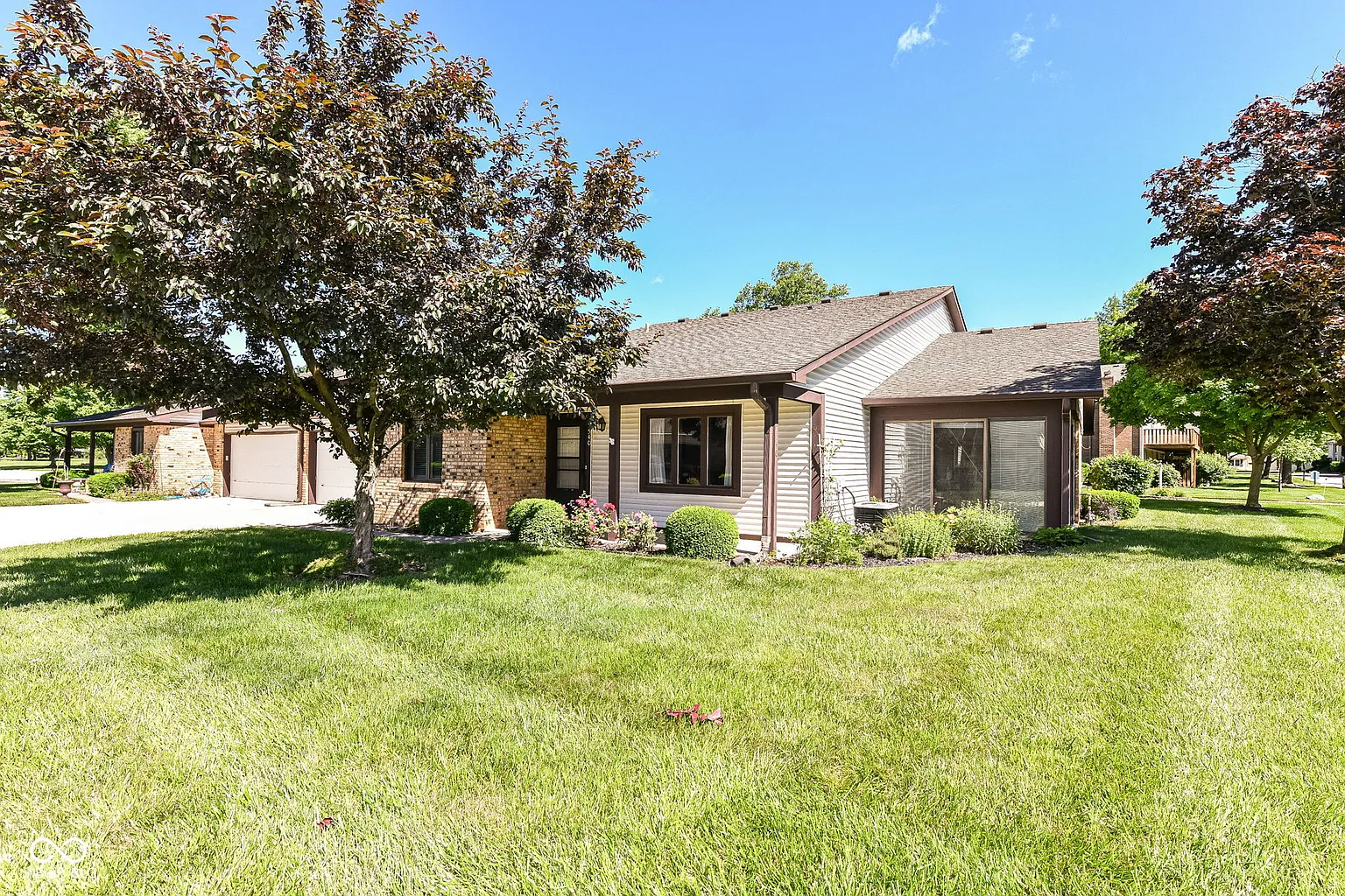 7540 Farm View Cir W photo 1