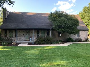 10051 E 1600 North Rd, Oakwood, IL 61858