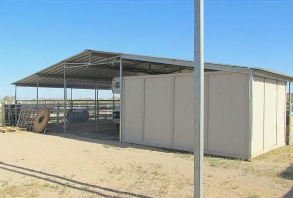 Tack Room, Stalls, Arena