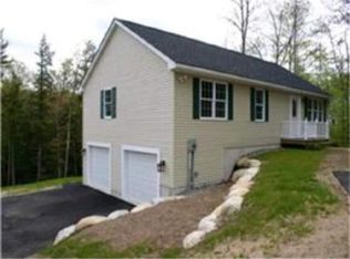 731 E Side Dr, Alton, NH 03809