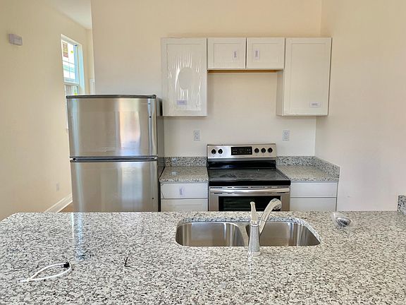 3rd image of 3224 Orleans Ave