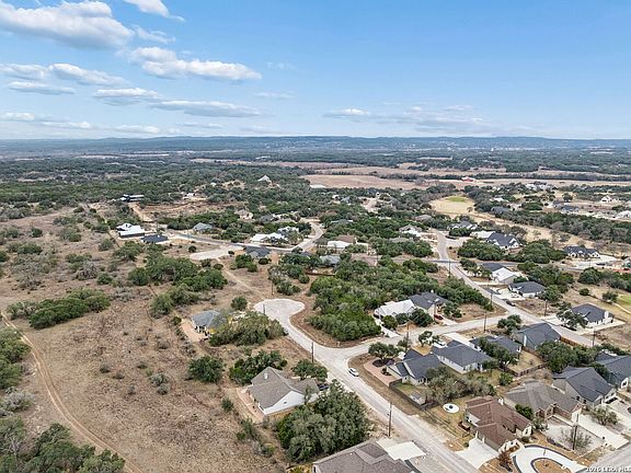 4th image of 134 E ALEX JORDAN LOT 1224