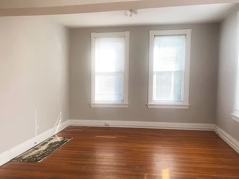 344-348 Howell Ave — Photo 16
