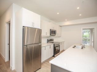 1341 Commissioners Rd W, London, ON N6K1B6