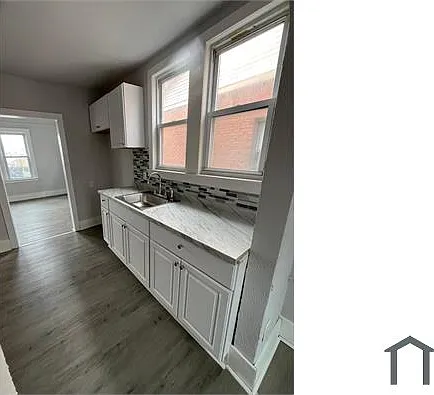 15348 Kentucky St — Photo 9