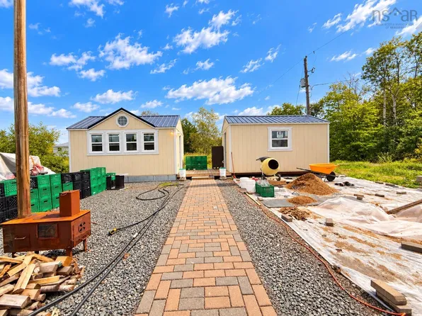 205 McGee St, Cumberland, NS B0M 1X0