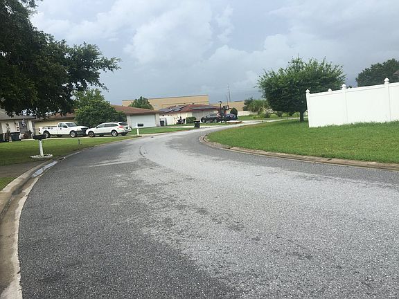 4th image of 443 Spike Ct