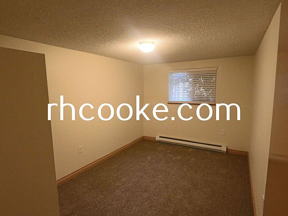 5th image of 1408 E Fairview Ave #B