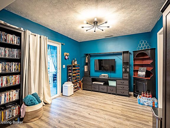 4th image of 5269 Dobson Ln