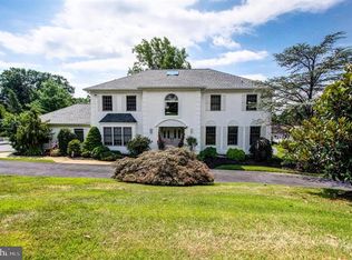3359 Manor Rd, Huntingdon Valley, PA 19006
