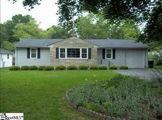 17 Sharon Dr, Greenville, SC 29607