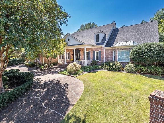 2nd image of 3431 Lake Pointe Dr
