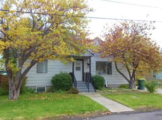 328 NW 10th Ave, Milton Freewater, OR 97862