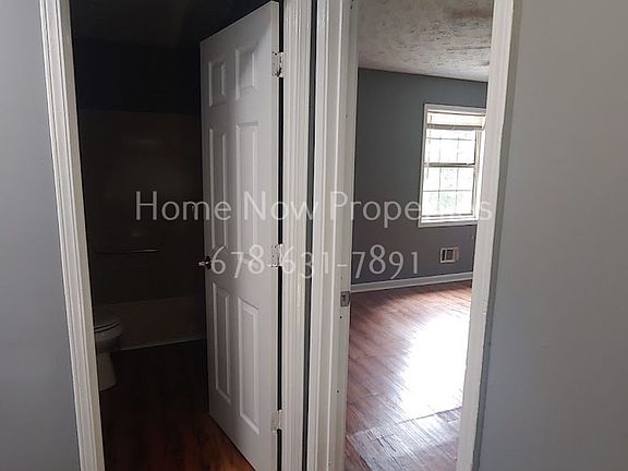 5th image of 2629 Country Trce SE #B