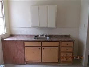 2nd image of 2107 E Victory Dr