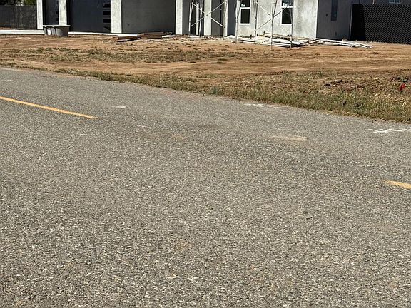 4th image of 21250 E Del Monte Rd