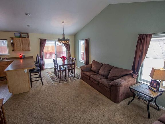 4th image of 4028 Chelsea Dr