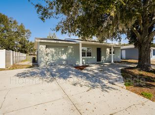 8531 Fox Hollow Dr, Port Richey, FL 34668