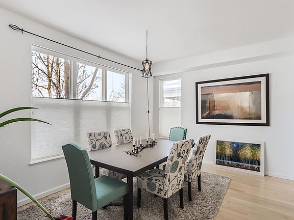 Den or dining room facing north