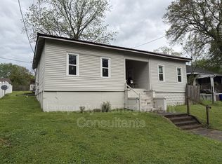 1034 N Royal Ave #2, Florence, AL 35630