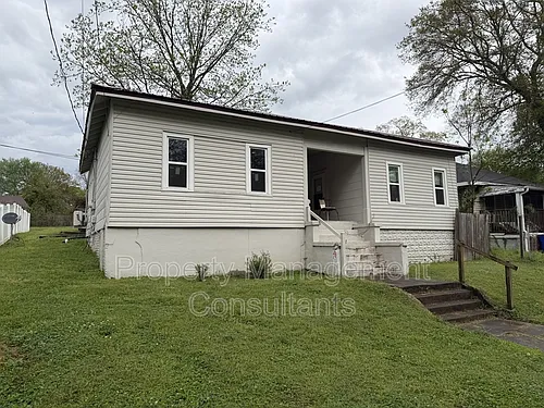 1034 N Royal Ave #2 Photo 1