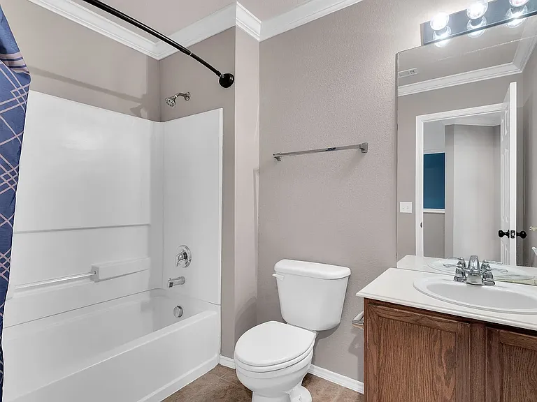 2204 Stonepark Pl — Photo 12