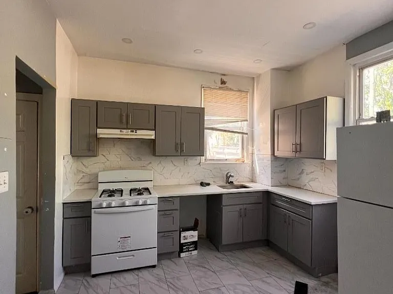 195 Park Ave #1 — Photo 3