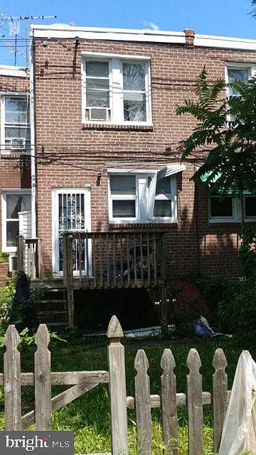 1st image of 312 Devereaux Ave