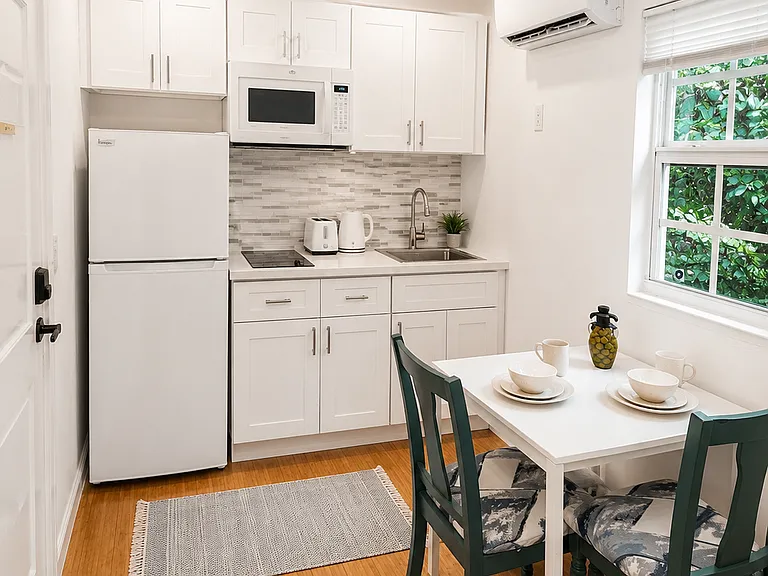 1413 SW 23rd Ave #1 — Photo 11